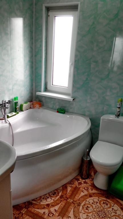Cottage Ozerniy Lazeshchyna Room photo